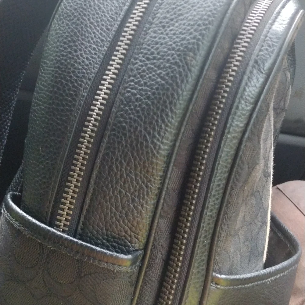 Coach backpack - Picture 2 of 3